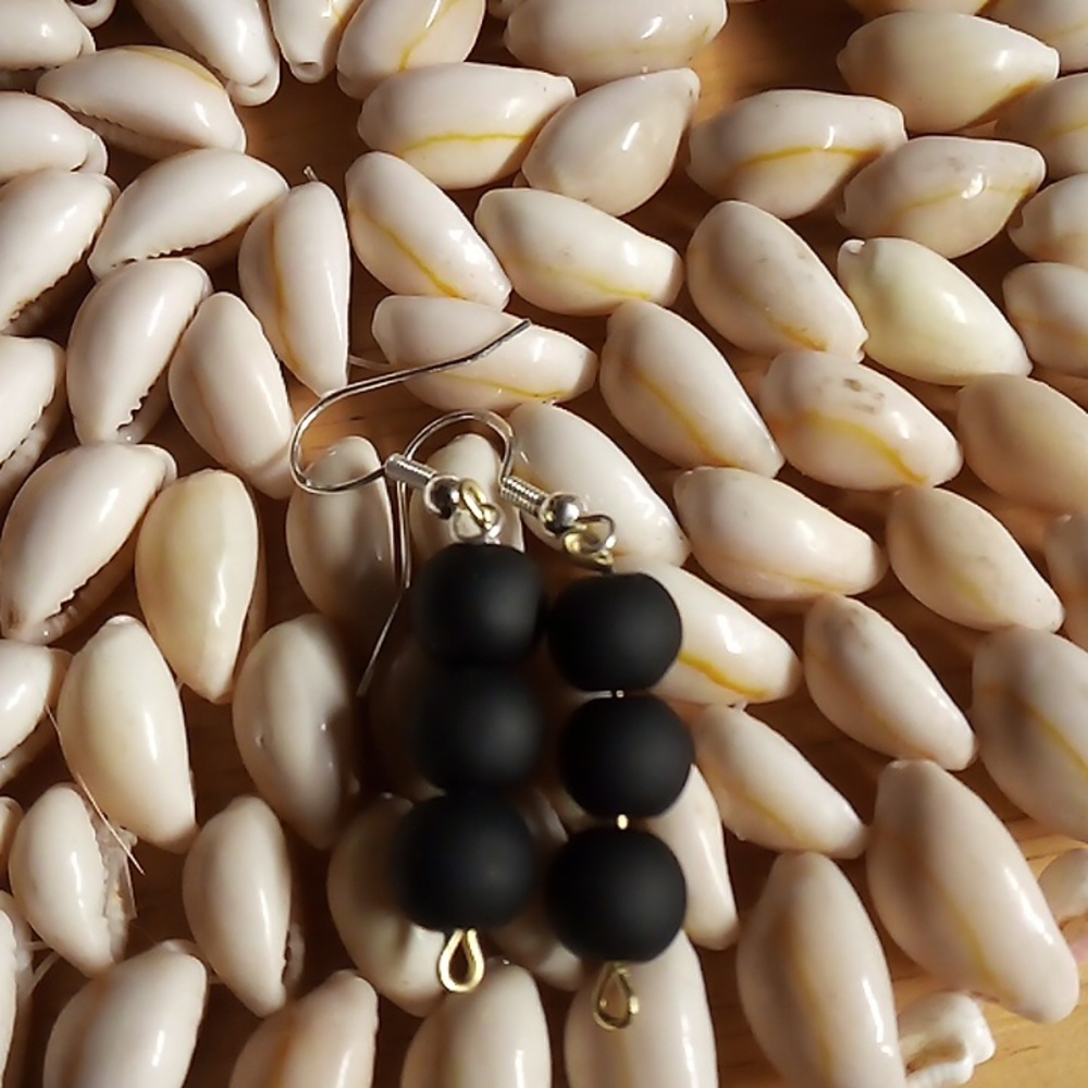 Bargain emporiums hand made elegant artisan Alaskan jewelry